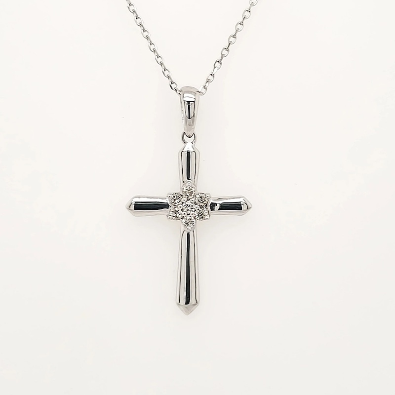 Styling Tips for Cross Pendant Necklaces