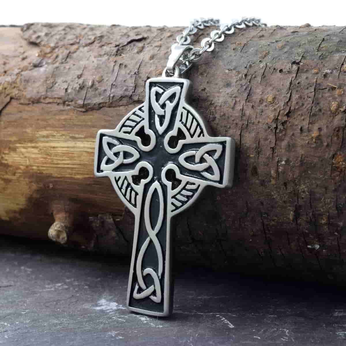 men's cross pendants