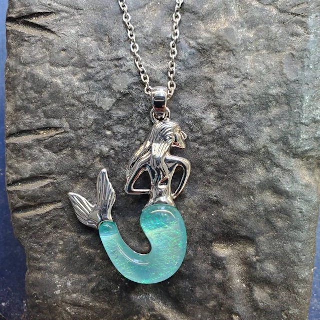 Securing Your Mermaid Pendant: How to Get Mermaid Pendant