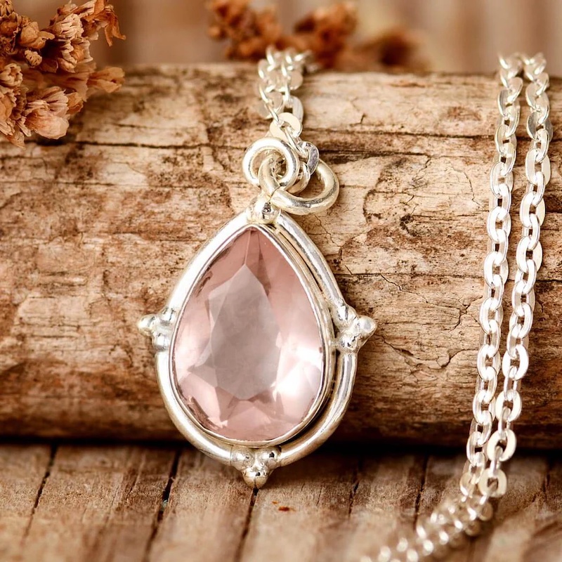 rose quartz pendant